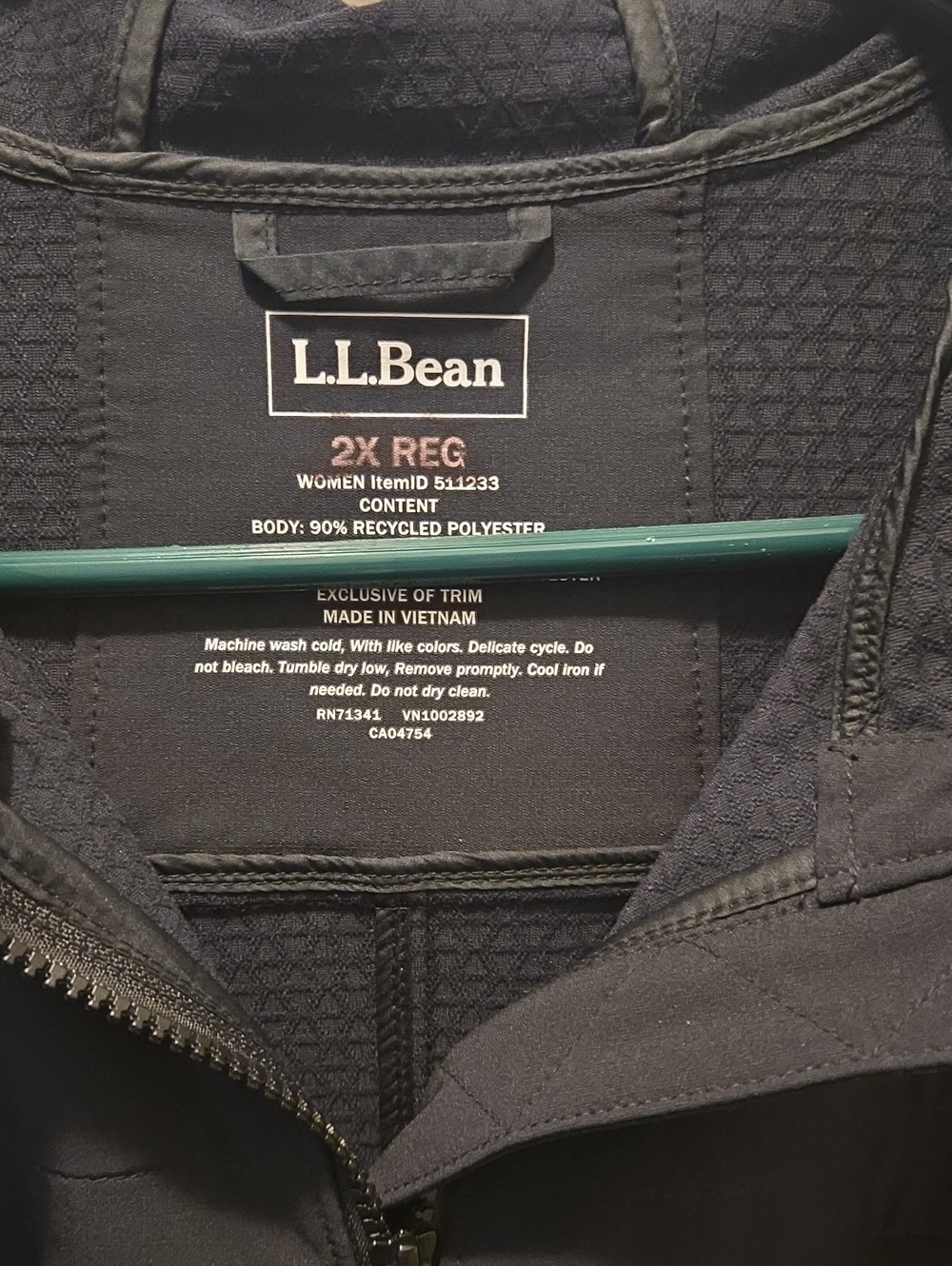 L.L. Bean Black Men's Raincoat